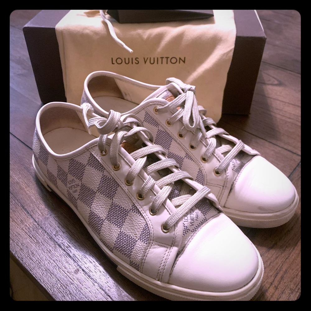 Louis Vuitton Sneakers